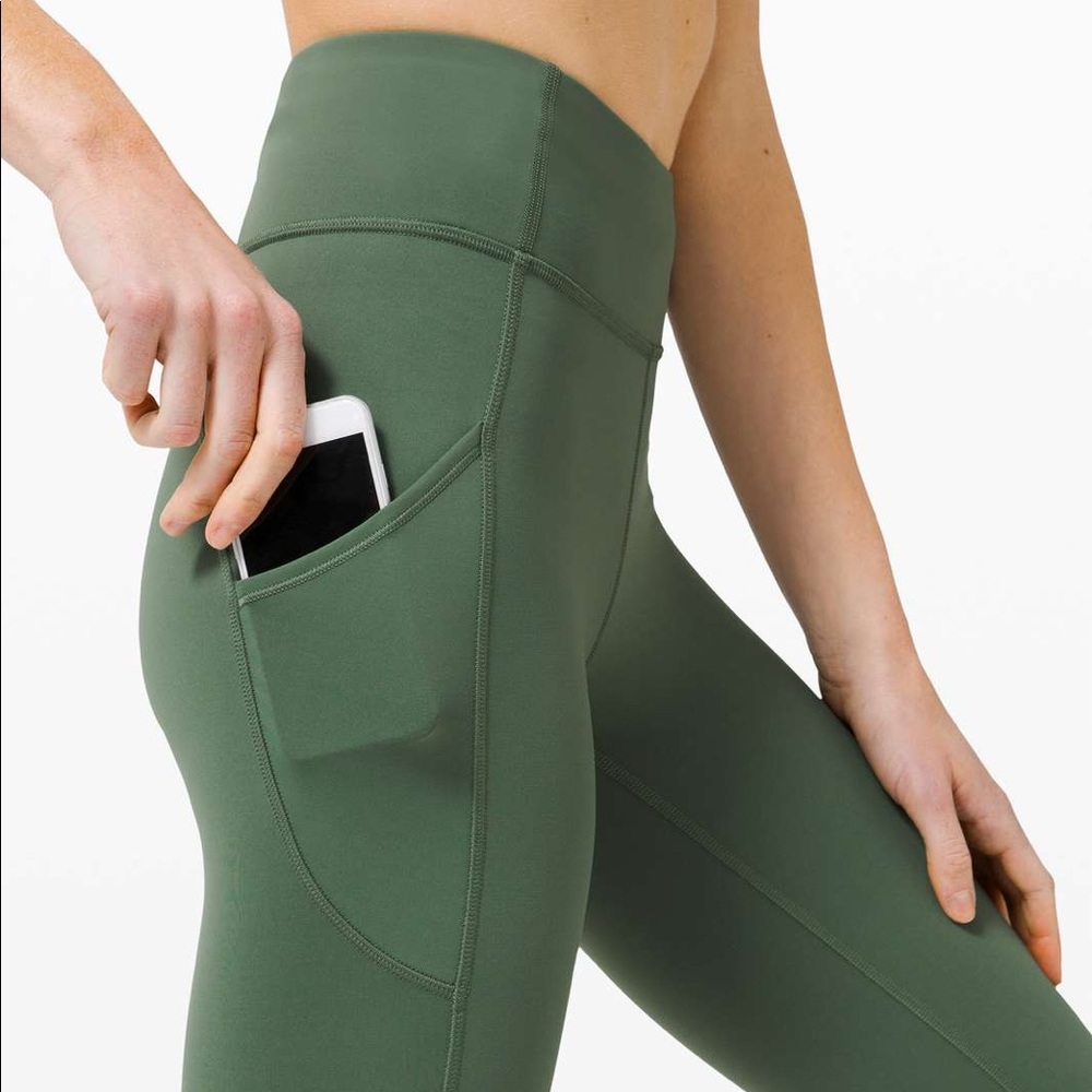 Brand New Lululemon Invigorate HR Tights 25 Inches